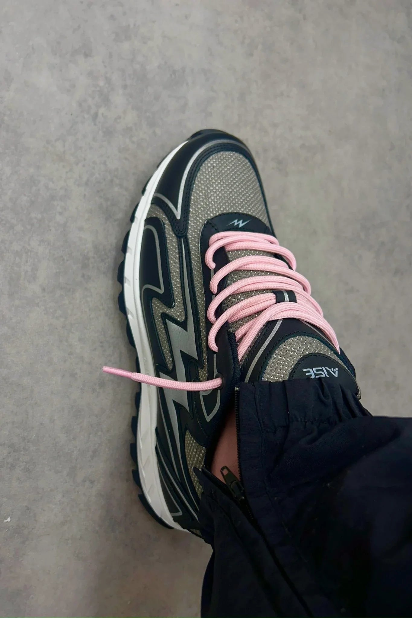 Miami Pink Cosmo Runner Shoes